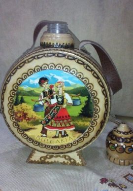 бъклица с отворена капачка